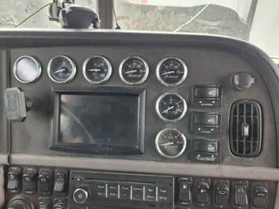 Peterbilt 388 Instrument Panel Cluster
