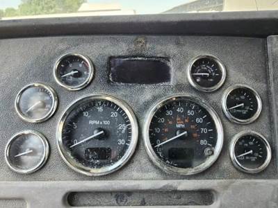 Peterbilt 389 Instrument Panel Cluster