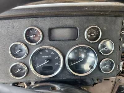 Peterbilt 389 Instrument Panel Cluster