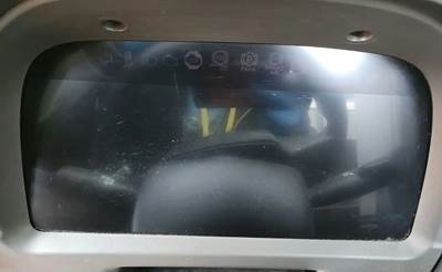 Peterbilt 579 Instrument Panel Cluster