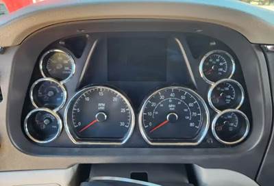 Peterbilt 579 Instrument Panel Cluster