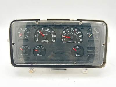 Sterling L7500 Instrument Panel Cluster