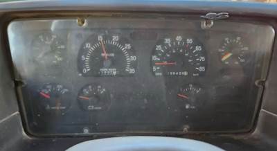 Sterling L9500 Instrument Panel Cluster