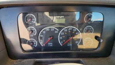 Sterling L9500 Instrument Panel Cluster