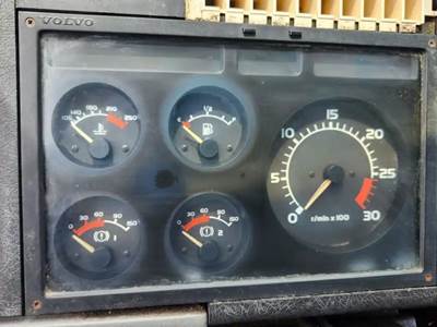 Volvo FE Instrument Panel Cluster