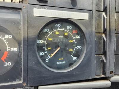 Volvo FE Instrument Panel Cluster