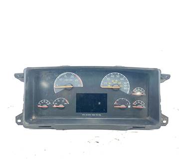 Volvo VNL Instrument Panel Cluster
