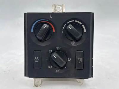 Volvo VNL Instrument Panel Cluster