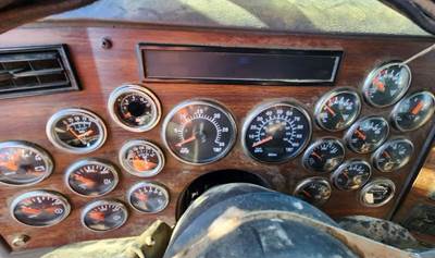 Western Star 4900EX Instrument Panel Cluster