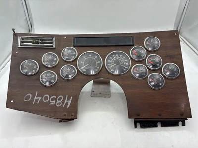 Western Star 4900FA Instrument Panel Cluster for a 2003 Western Star 4900 FA