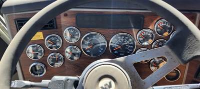 Western Star 4900SA Instrument Panel Cluster for a 2012 Western Star 4900 SA