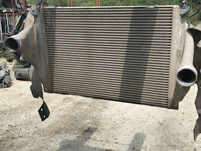 Freightliner Cascadia 113 Intercooler