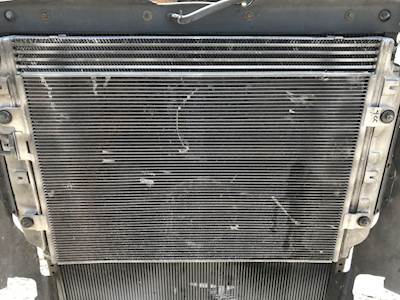 Freightliner Cascadia 125 Intercooler
