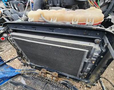 Freightliner Cascadia 126 Intercooler