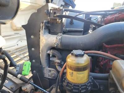 Freightliner M2 106 Intercooler