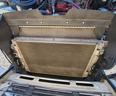 Freightliner M2 106 Intercooler