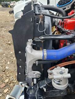 Freightliner M2 106 Intercooler