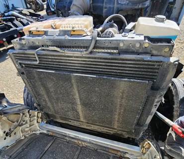 Peterbilt 567 Intercooler