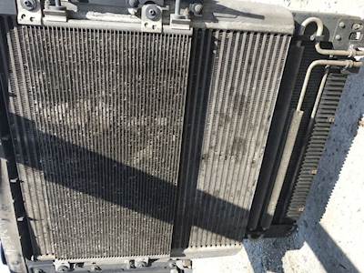 Volvo VNL Intercooler