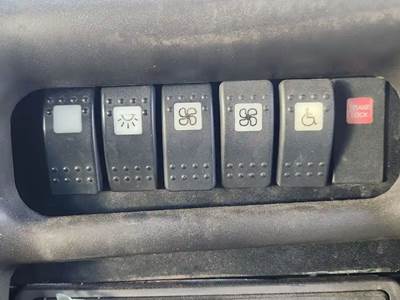 Chevrolet C5500 Interior Part