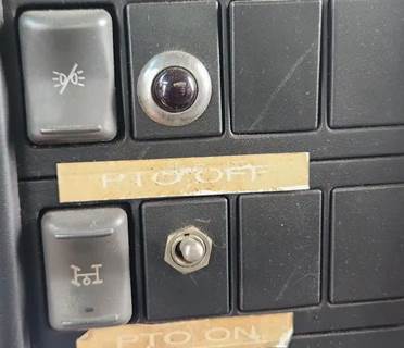 Chevrolet C6500 Interior Part