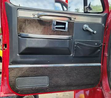 Chevrolet C70 Interior Part