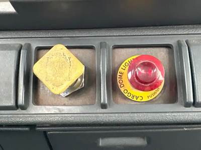 Chevrolet C7500 Interior Part