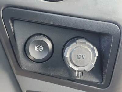 Used 2022 Ford F-750 Miscellaneous Dash Switches