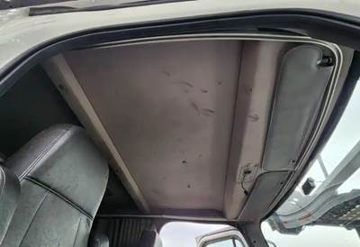 Freightliner 114SD Interior Part