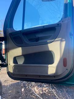 Freightliner Cascadia 113 Interior Part