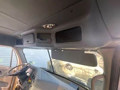 Freightliner Cascadia 113 Interior Part
