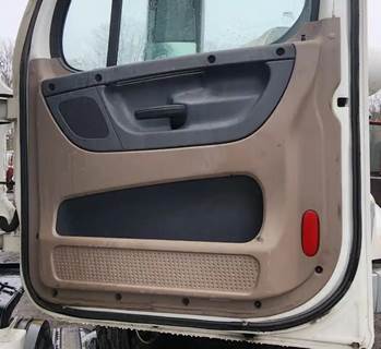 Freightliner Cascadia 113 Interior Part