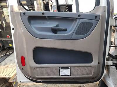 Freightliner Cascadia 113 Interior Part