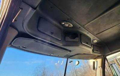 Freightliner Cascadia 113 Interior Part