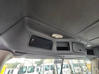 Freightliner Cascadia 113 Interior Part