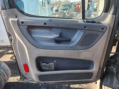 Freightliner Cascadia 113 Interior Part