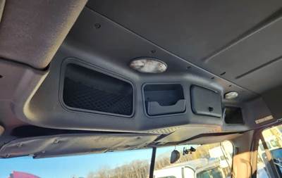 Freightliner Cascadia 113 Interior Part