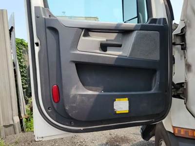 Freightliner Cascadia 116 Interior Part