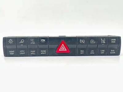 Freightliner Cascadia 116 Interior Part for a 2020 Freightliner Cascadia 116 Day Cab