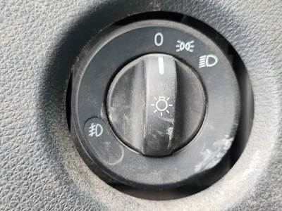 Freightliner Cascadia 116 Interior Part for a 2024 Freightliner Cascadia 116 Day Cab