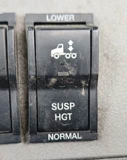 Used 2019 Freightliner Cascadia 116 Day Cab Miscellaneous Dash Switches, Susp Hgt Control