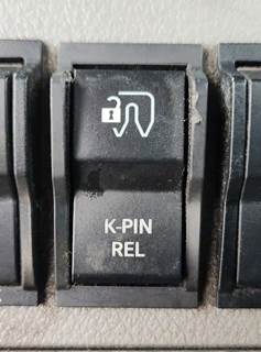 Used 2019 Freightliner Cascadia 116 Day Cab Miscellaneous Dash Switches