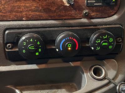 Freightliner Cascadia 125 Interior Part