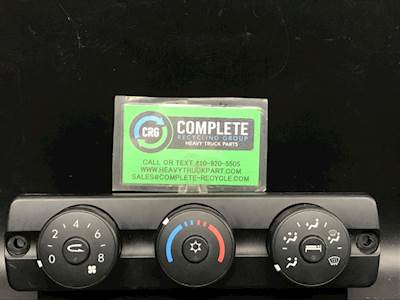 Used 2015 Freightliner Cascadia 125 Temperature Control with A/C, Part # A22-60645-501