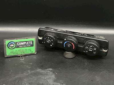 Used 2013 Freightliner Cascadia 125 Temperature Control with A/C, Part # A22-60645-501
