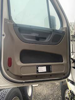 Freightliner Cascadia 125 Interior Part