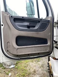 Freightliner Cascadia 125 Interior Part