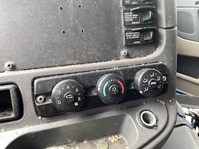 Freightliner Cascadia 125 Interior Part