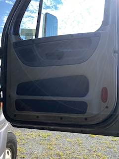 Freightliner Cascadia 125 Interior Part