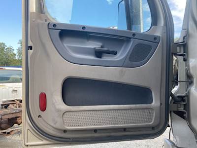 Freightliner Cascadia 125 Interior Part